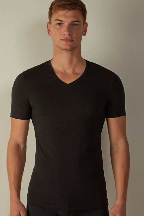 Black - 019 - Black Intimissimi V-neck T-shirt in Stretch Supima® Cotton | OMZJ-62593