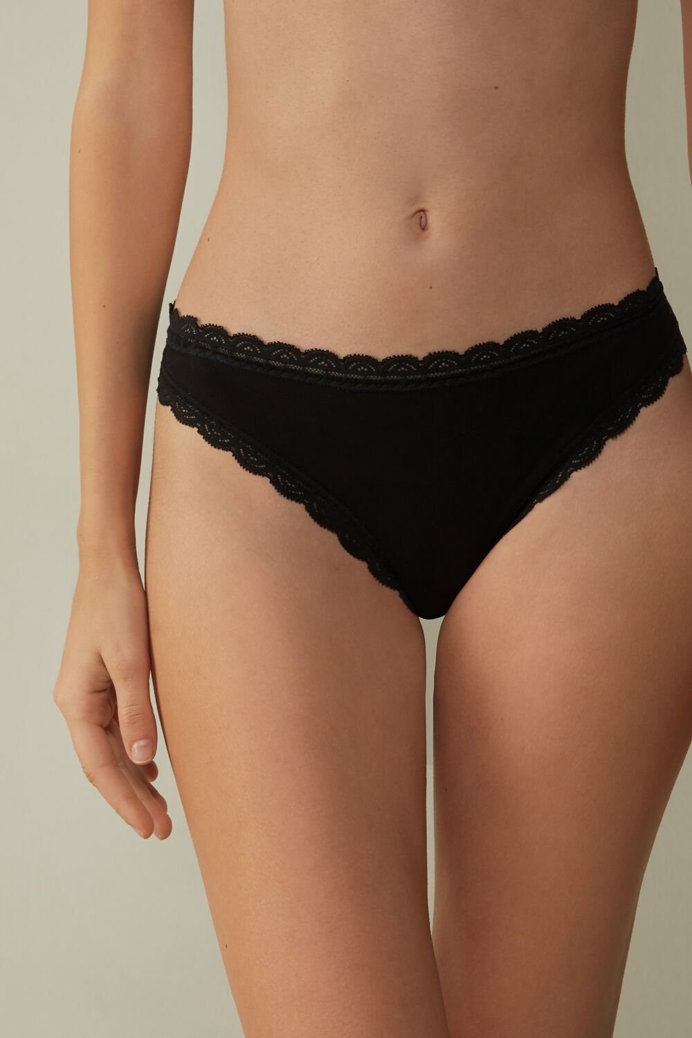 019 - Black Intimissimi Cotton and Lace Brazilian | NDYW-43819