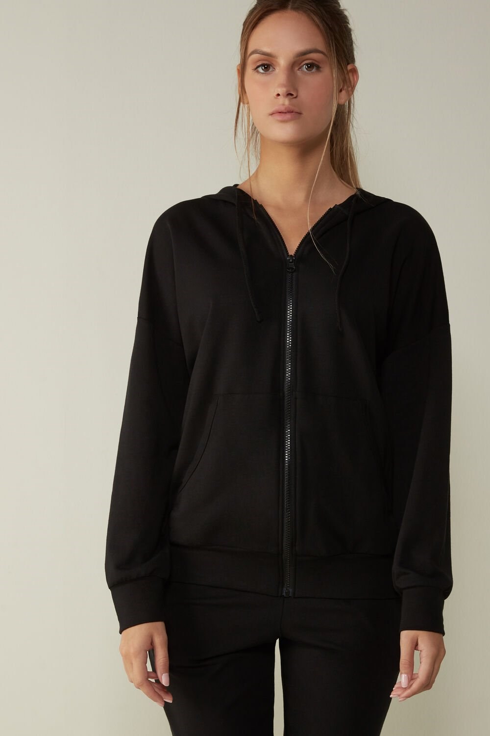 Black - 019 - Black Intimissimi In Action Hoodie Sweatshirt | ZSWO-54706