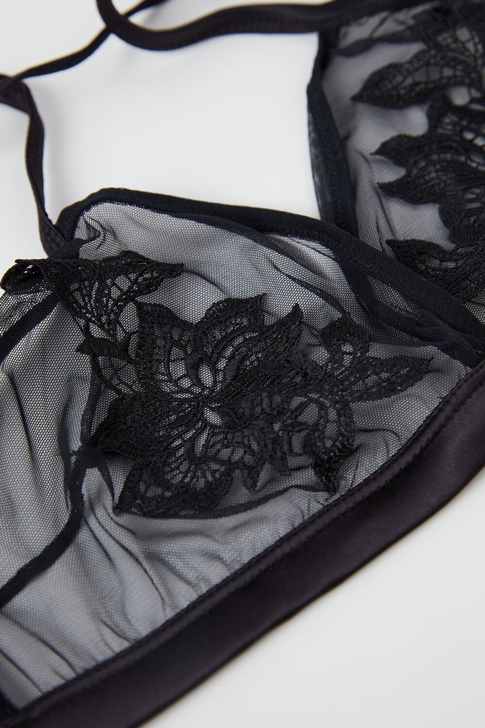 Black - 019 - Black Intimissimi Layers of Lust Emma Triangle Bra | JIOG-70145