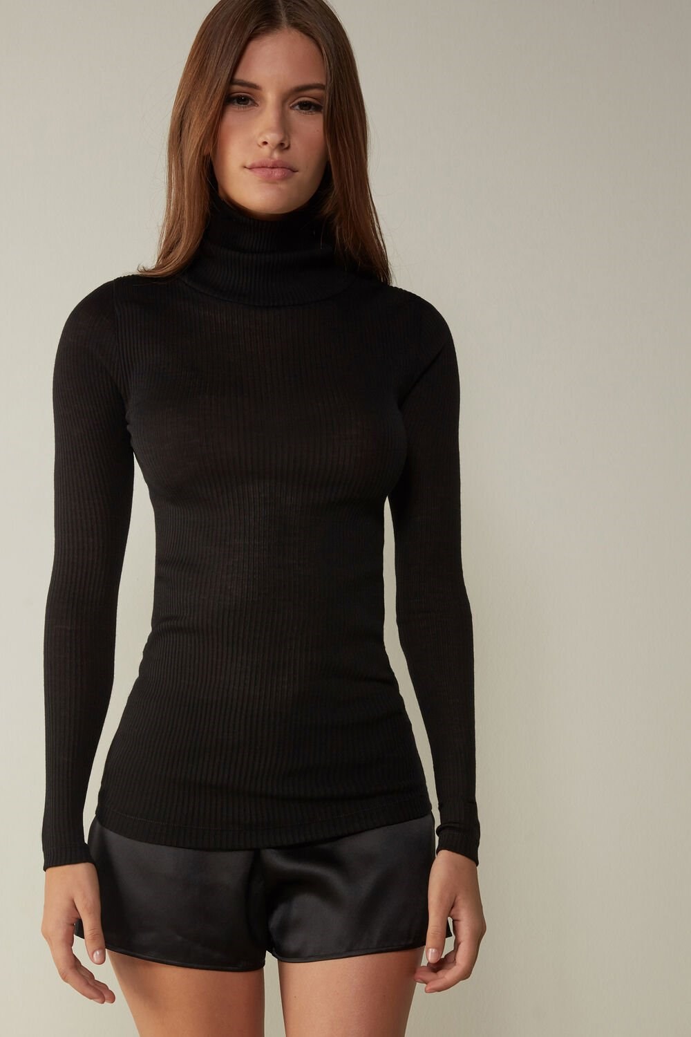 Black - 019 - Black Intimissimi Long-sleeve High-Neck Tubular Top in Wool and Silk | MTEO-52389