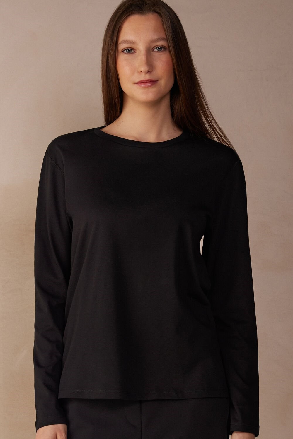 Black - 019 - Black Intimissimi Oversized Long Sleeve Top in Supima® Cotton | SIUF-69530