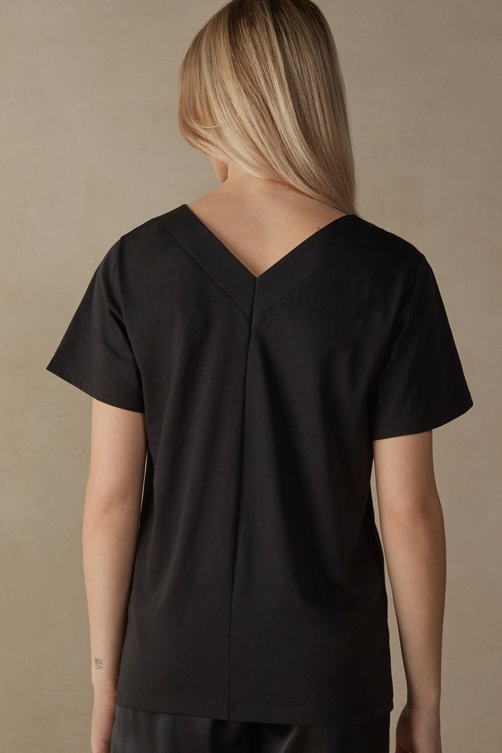 Black - 019 - Black Intimissimi Short Sleeve V-neck Top in Supima® Ultrafresh Cotton | EWPV-43705