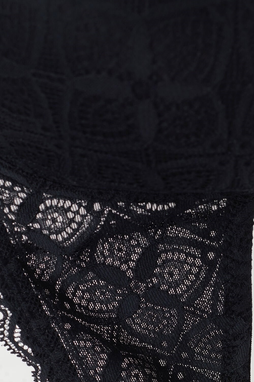 Black - 019 - Black Intimissimi Sofia Balconette Bra in Lace | YIDE-42780