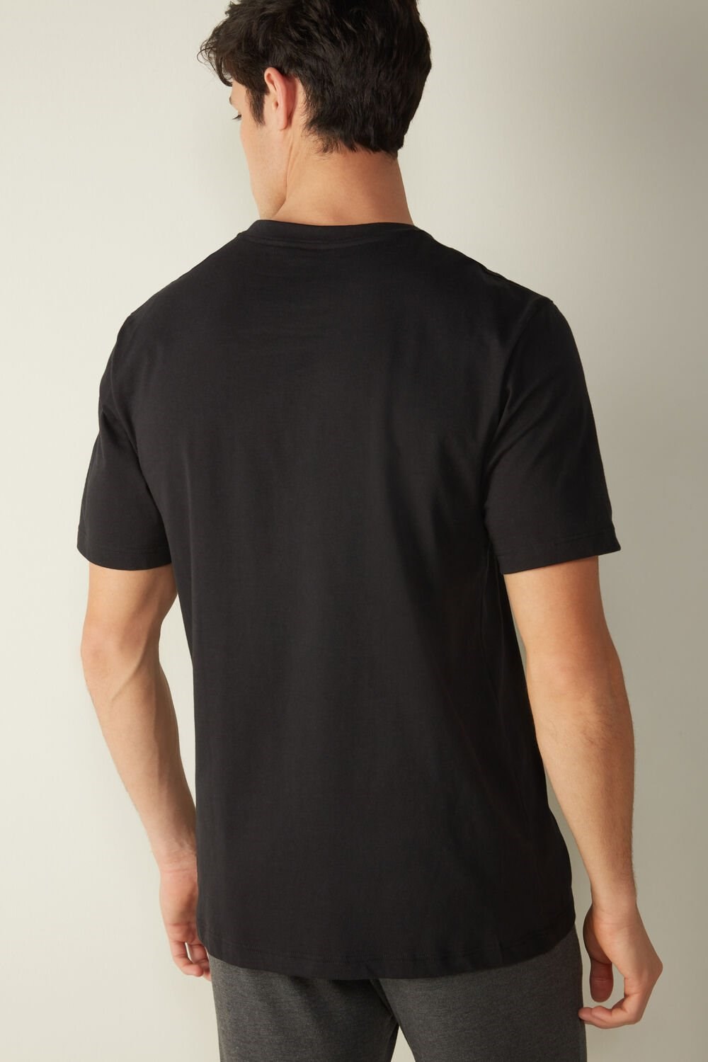 Black - 019 - Black Intimissimi T-shirt in Cotton Jersey | YLBI-76132