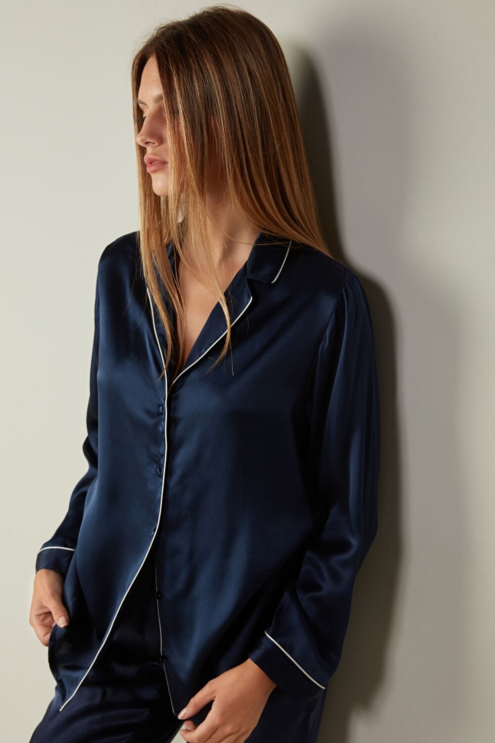 Blue - 3094 - Ink Blue Intimissimi Mannish-Cut Jacket in Silk Satin | WURA-46520