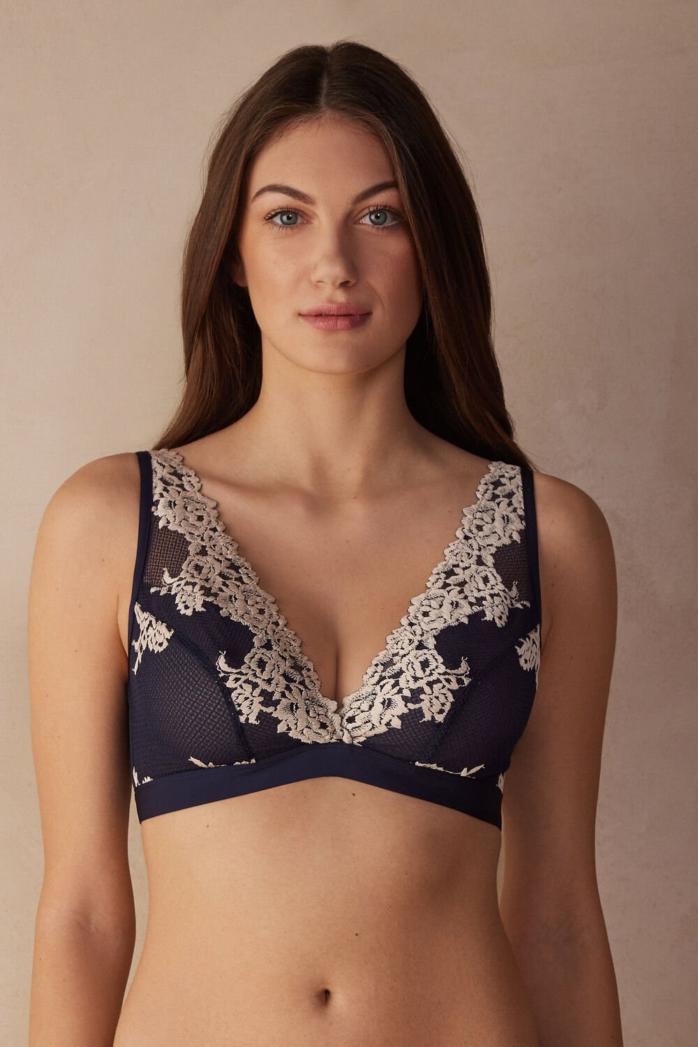 Blue - 347i - Deep Blue / Vanilla Intimissimi Pretty Flowers Lara Triangle Bra | HITL-69318