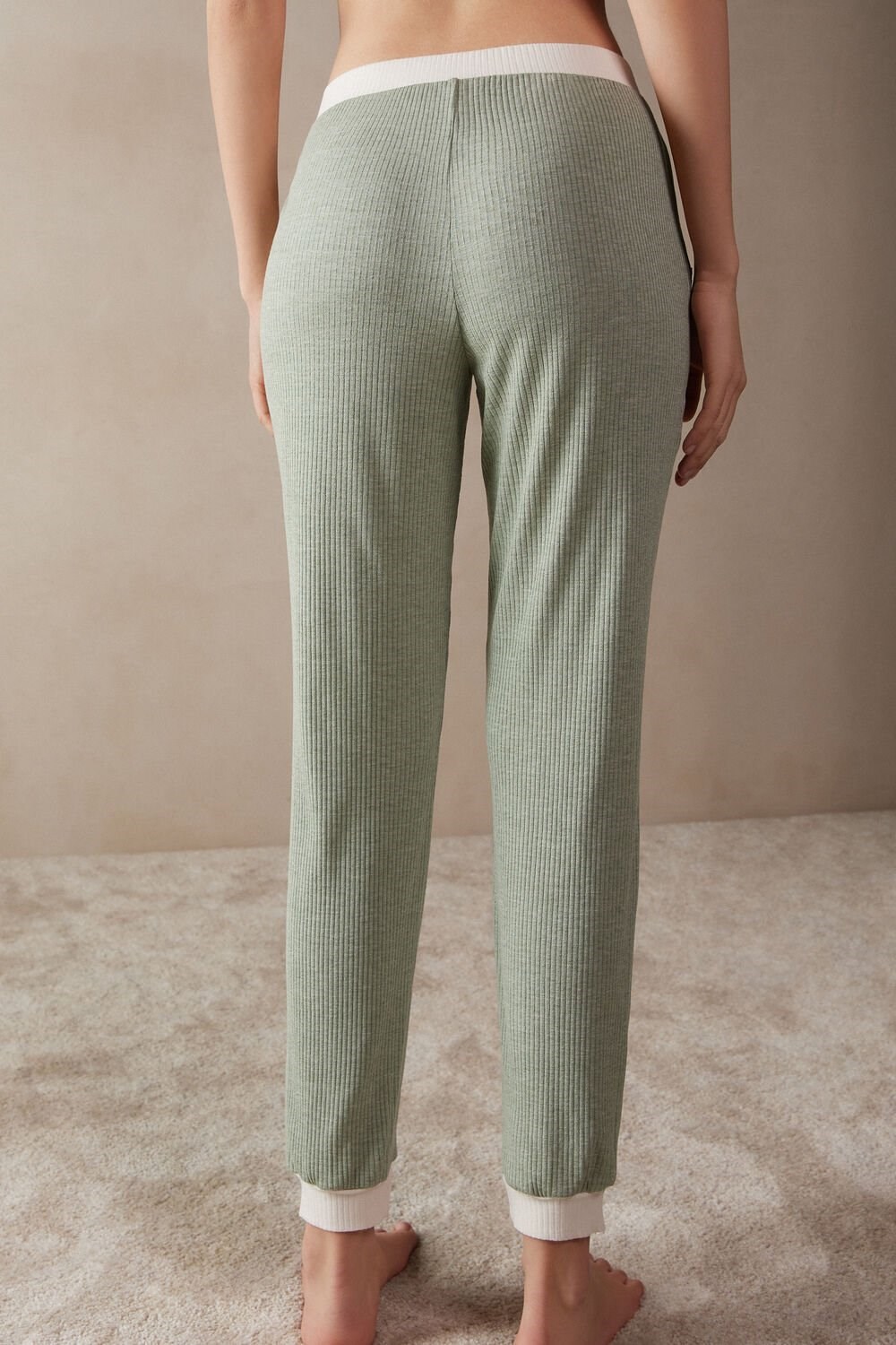 Green - 231j - Frost Green Intimissimi Lost in Fields Full Length Pants in Modal | TJOY-98674