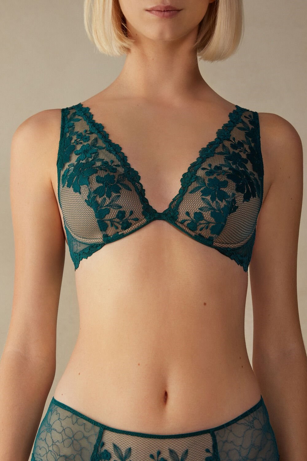 Green - 4572 - Evergreen Intimissimi In Full Bloom Elena Balconette Bra | OWJF-07824