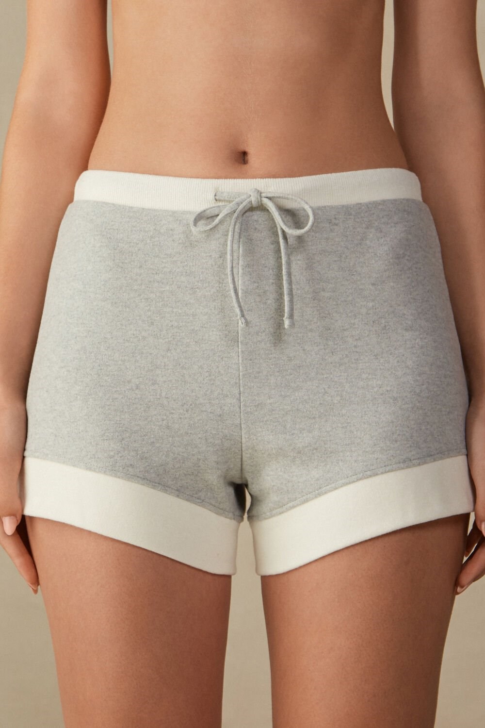 Grey - 153j - Grey Heather / Creamy White Intimissimi Warm Cuddles Shorts | WNGF-42759