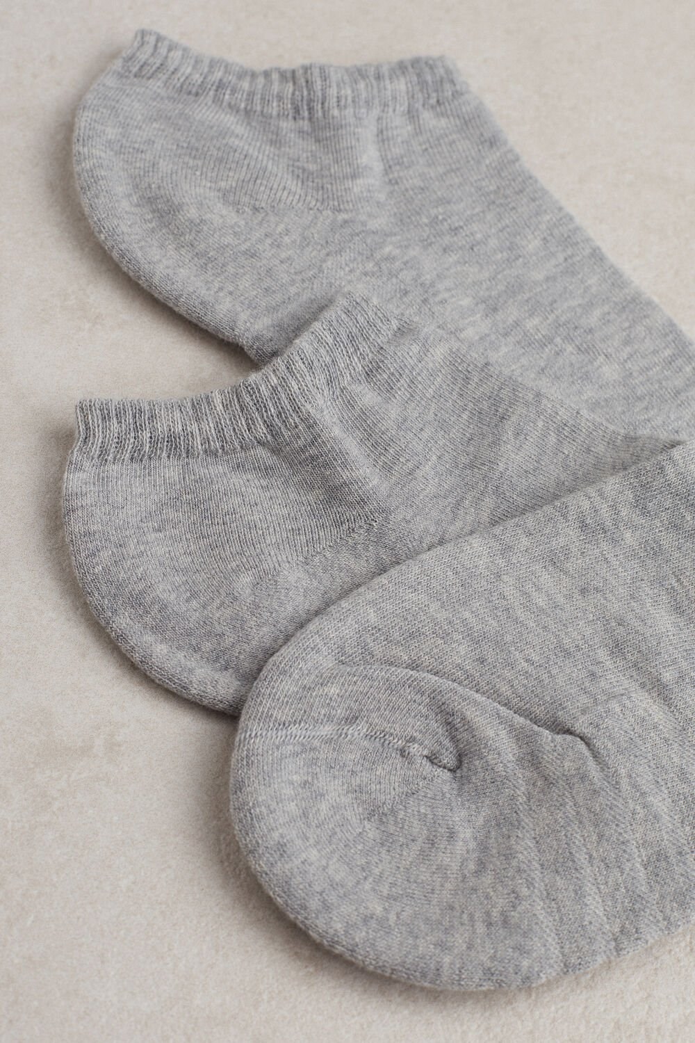 Grey - 2000 - Gray Sweatshirt Intimissimi No-show Socks in Terrycloth | DNZS-60925