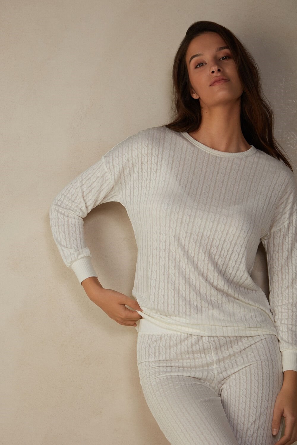 Ivory - 2127 - Talc White Intimissimi Timeless Heritage Long Sleeve Top | BFVL-40612