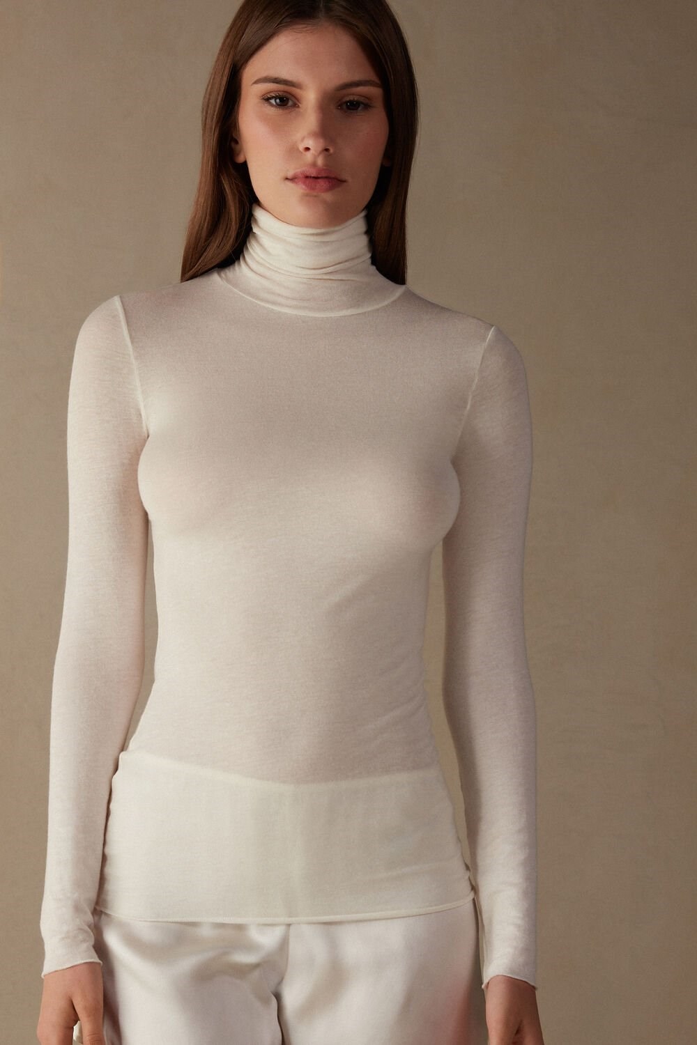 Ivory - 231i - Vanilla Intimissimi Modal Cashmere Ultralight High-Neck Top | KIWF-40526