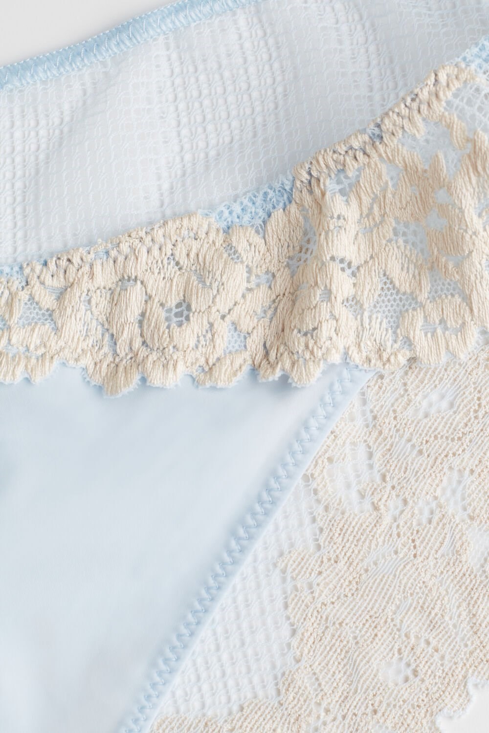 Light Blue - 217j - Airy Blue / Ivory Intimissimi Pretty Flowers Panties | GVIA-51790