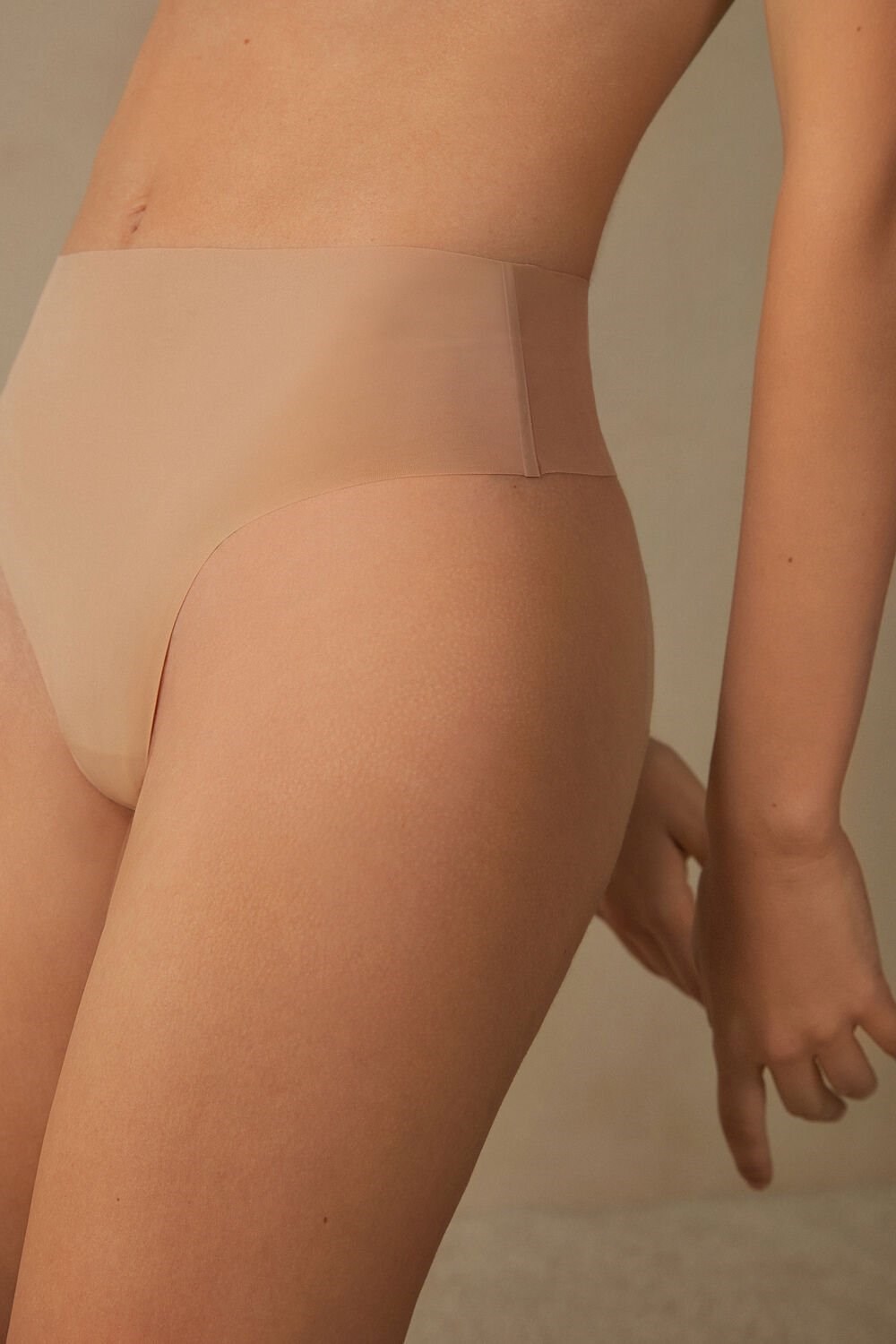 Natural - 044 - Soft Beige Intimissimi High Waist Thong in Seamless Ultralight Microfiber | KXWV-78520