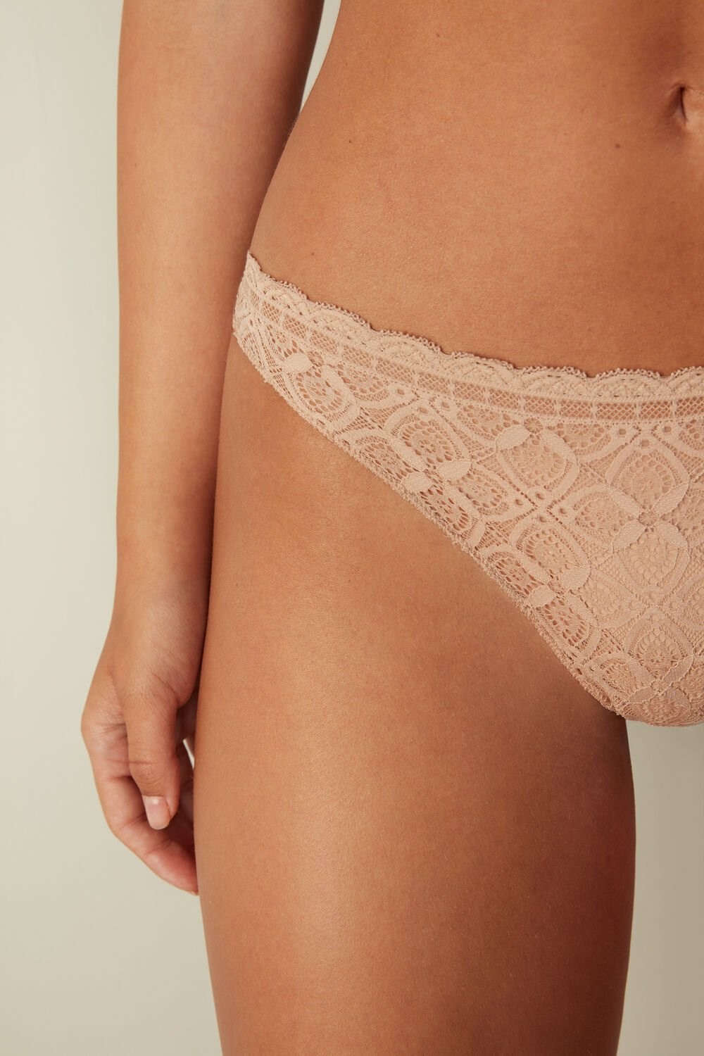 Natural - 044 - Soft Beige Intimissimi Lace and Microfiber Brazilian | JHZI-84506