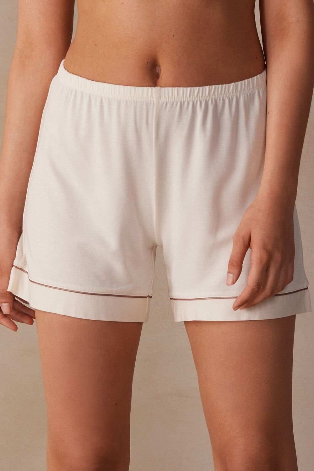 Natural - 612i - Vanilla Ivory Intimissimi Modal Shorts with Contrast Trim | ZWDF-06452