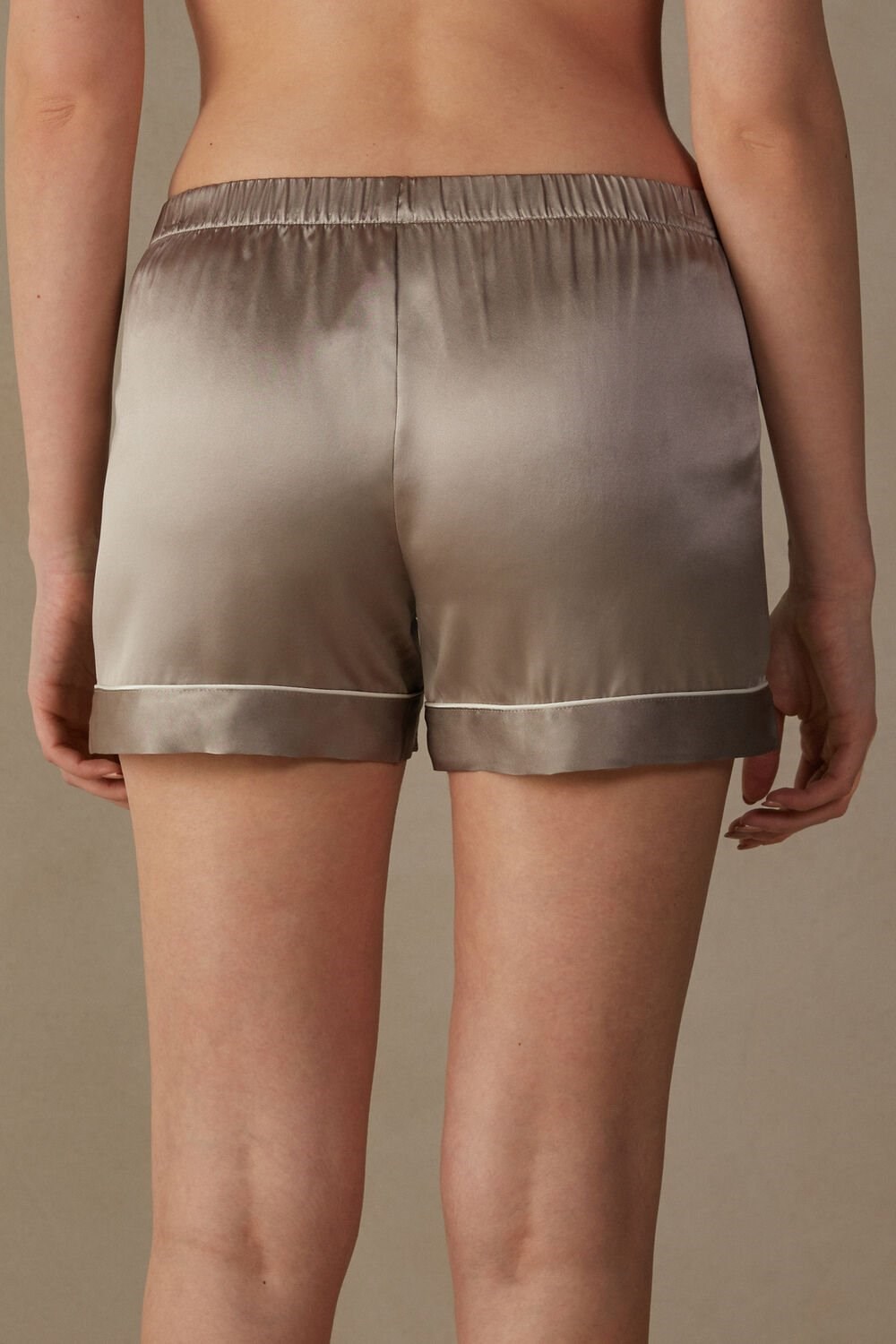 Natural - 651i - Powder Beige Intimissimi Silk Shorts with Contrast Trim | UEKQ-86749