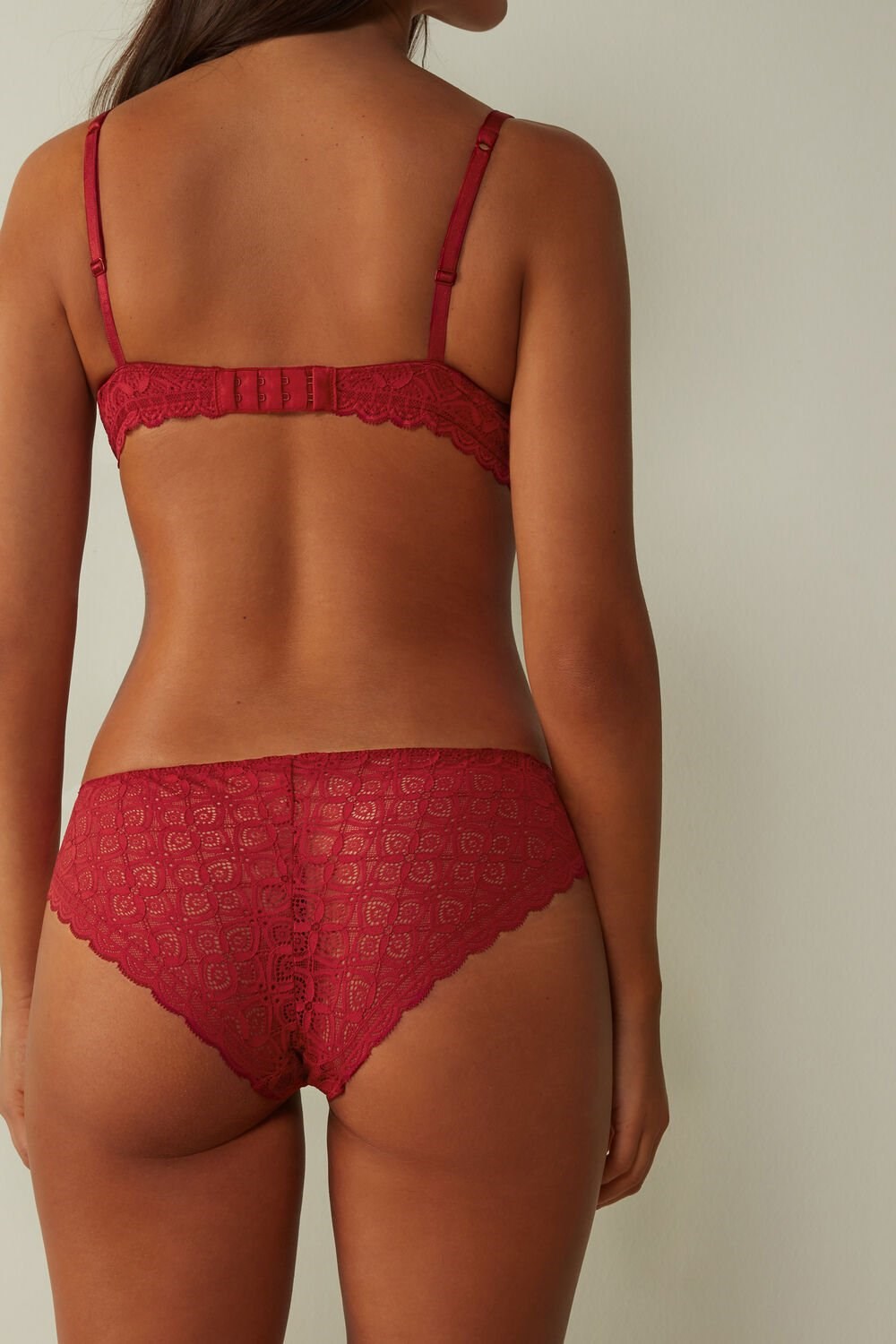 Red - 1473 - Red Intimissimi Low Rise Lace Panties | KARJ-74653