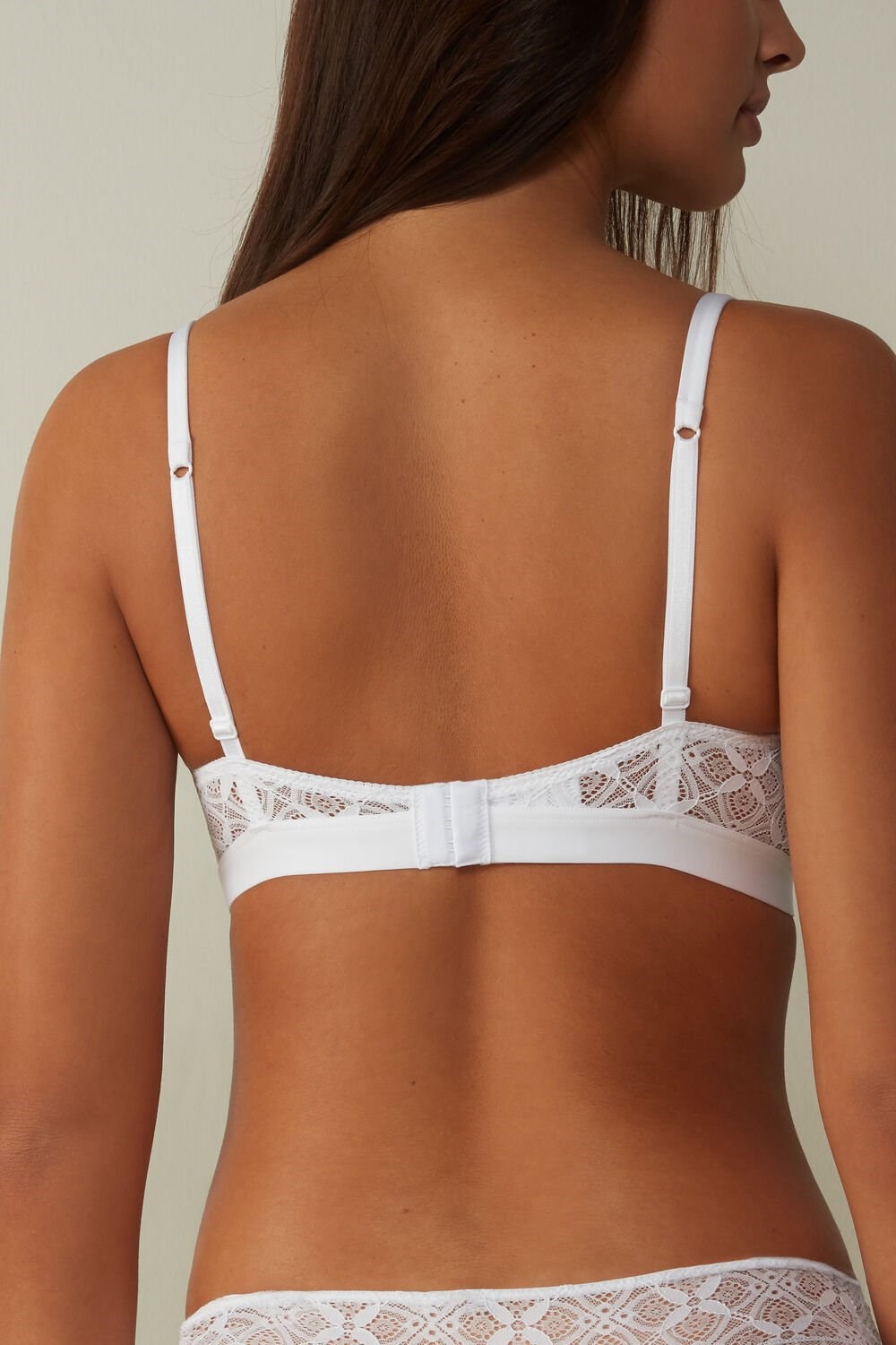 White - 001 - White Intimissimi Emma Triangle Bra in Lace | LXUO-86459