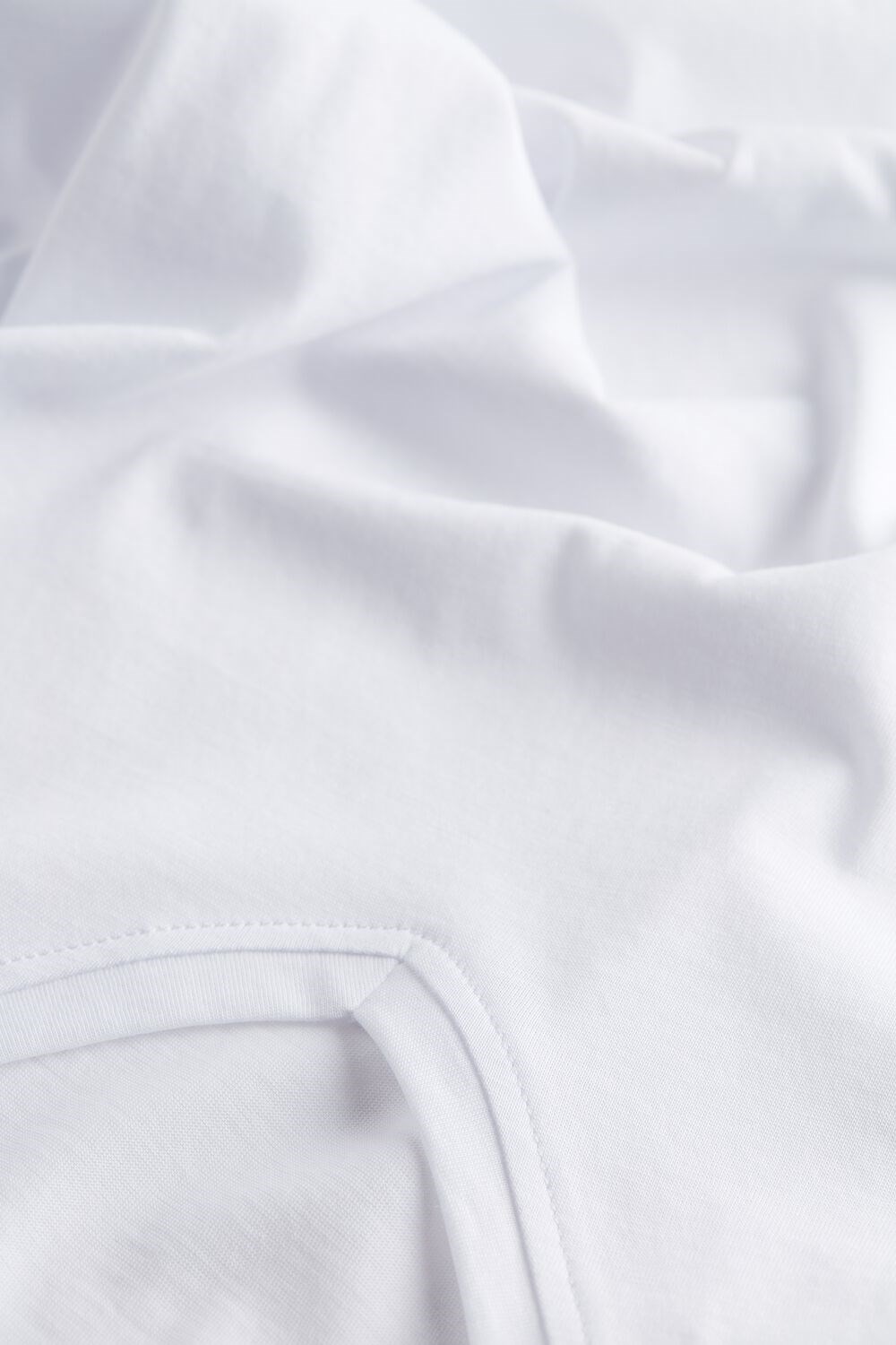 White - 001 - White Intimissimi Short-Sleeve V-Neck T Shirt in Extra-Fine Supima® Cotton | HVBY-24703