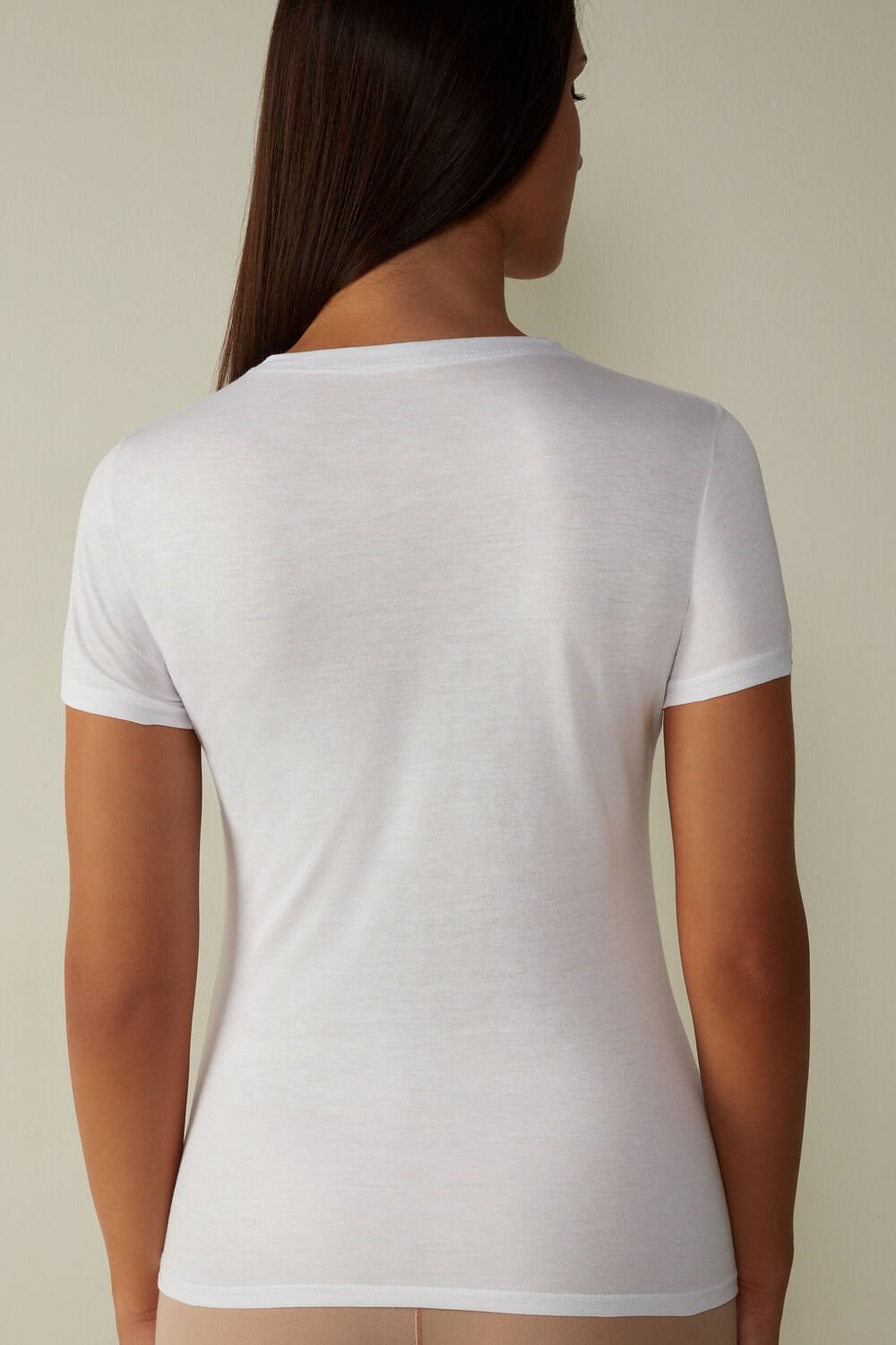 White - 001 - White Intimissimi Short-Sleeve T-shirt in Ultrafresh Supima® Cotton | OZXE-47039