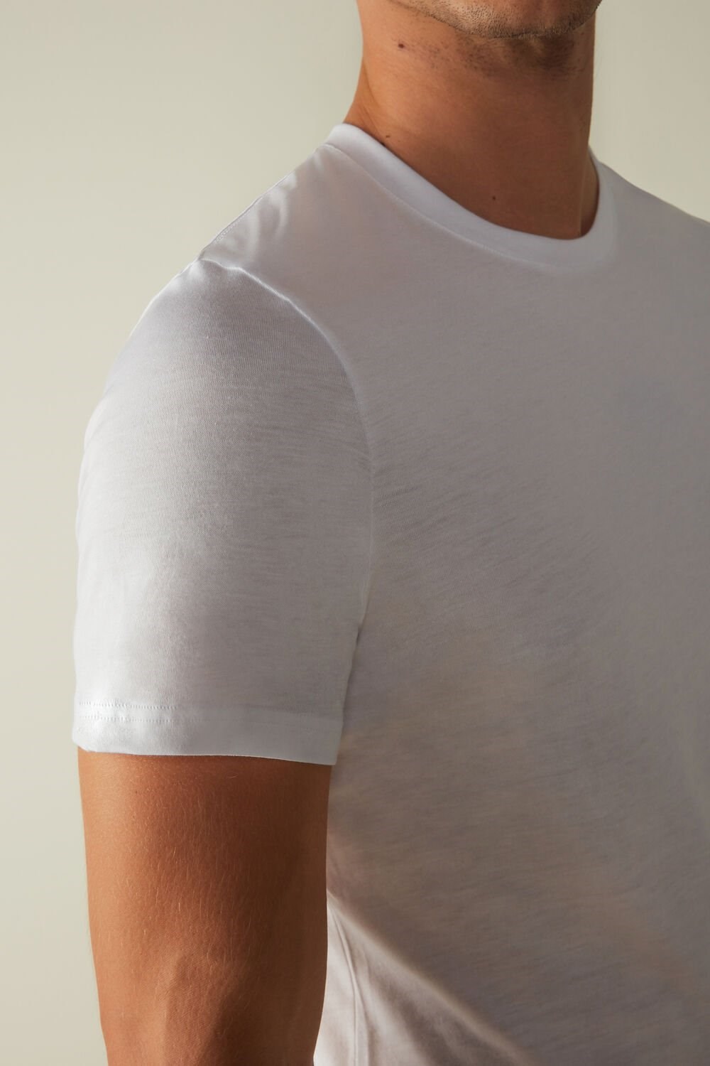 White - 001 - White Intimissimi Short Sleeve Crew Neck T Shirt in Supima® Cotton | XTDK-30941