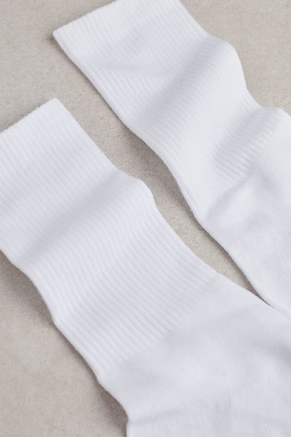 White - 001 - White Intimissimi Short Terrycloth Socks | FPKS-04692