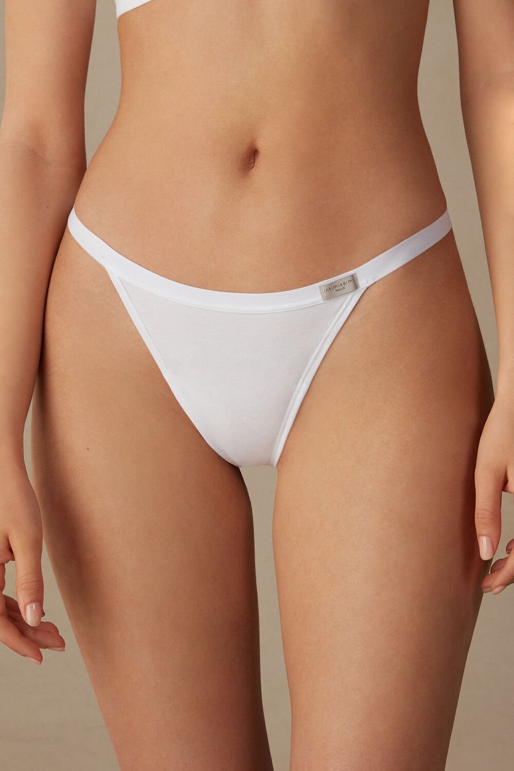 White - 001 - White Intimissimi String Thong in Cotton | ZMRC-72410