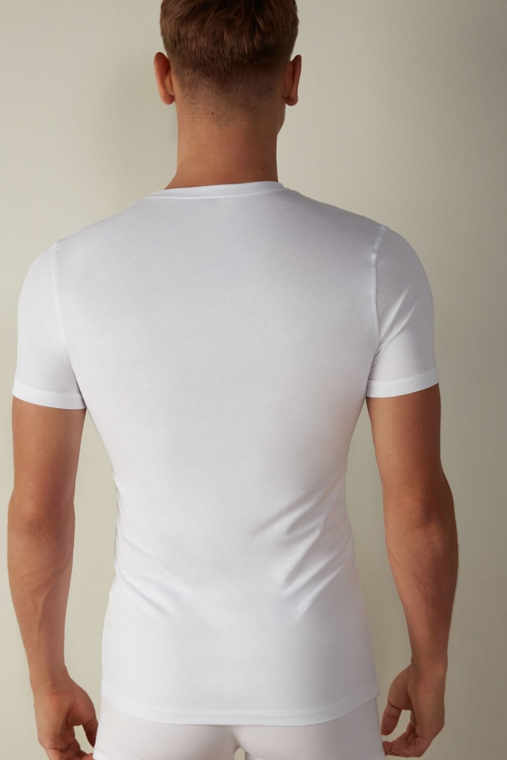 White - 001 - White Intimissimi T-shirt in Stretch Supima® Cotton | ZUIG-78365