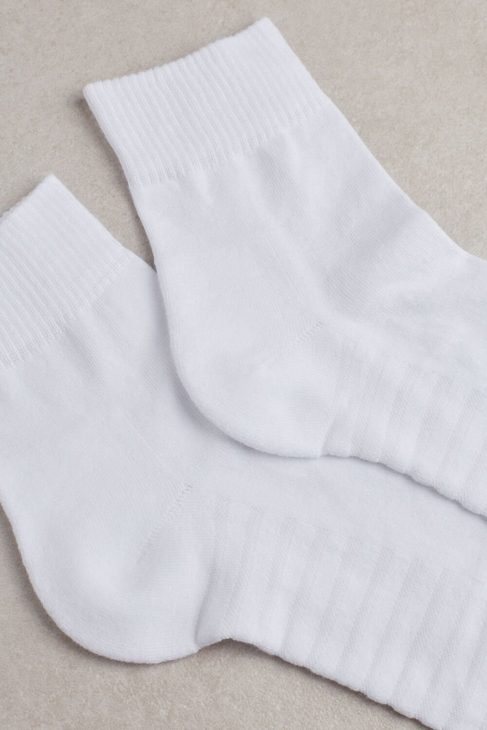 White - 001 - White Intimissimi Terrycloth Short Socks | FJBG-65281