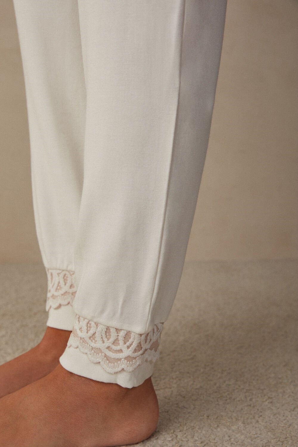 White - 157j - Powder White / Dusty Pink Intimissimi Romantic Bedroom Cuffed Full Length Pants in Modal with Wool | VWJO-90762