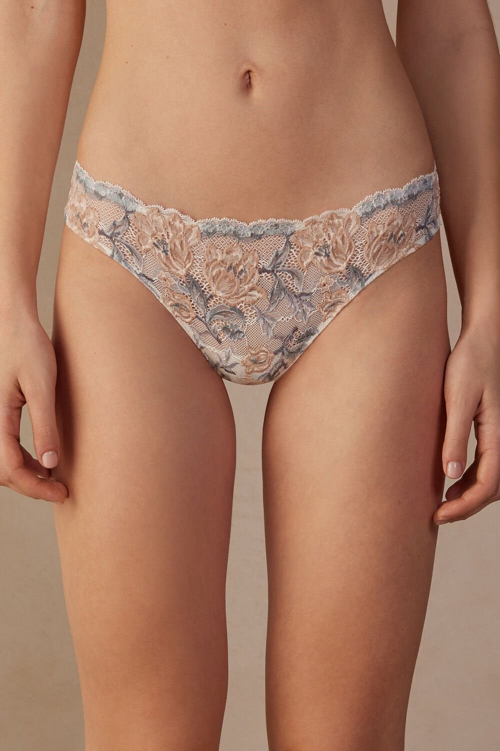 White - 990i - Ivory Autumn Beauty Floral Print Intimissimi Ephemeral Beauty Brazilian | SWFZ-35247